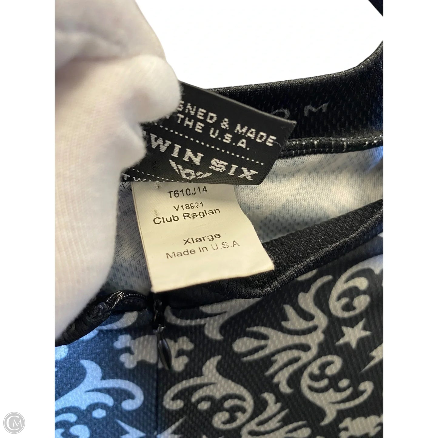 Athletic Top Short Sleeve By Cmc In Black & Grey, Size: Xl