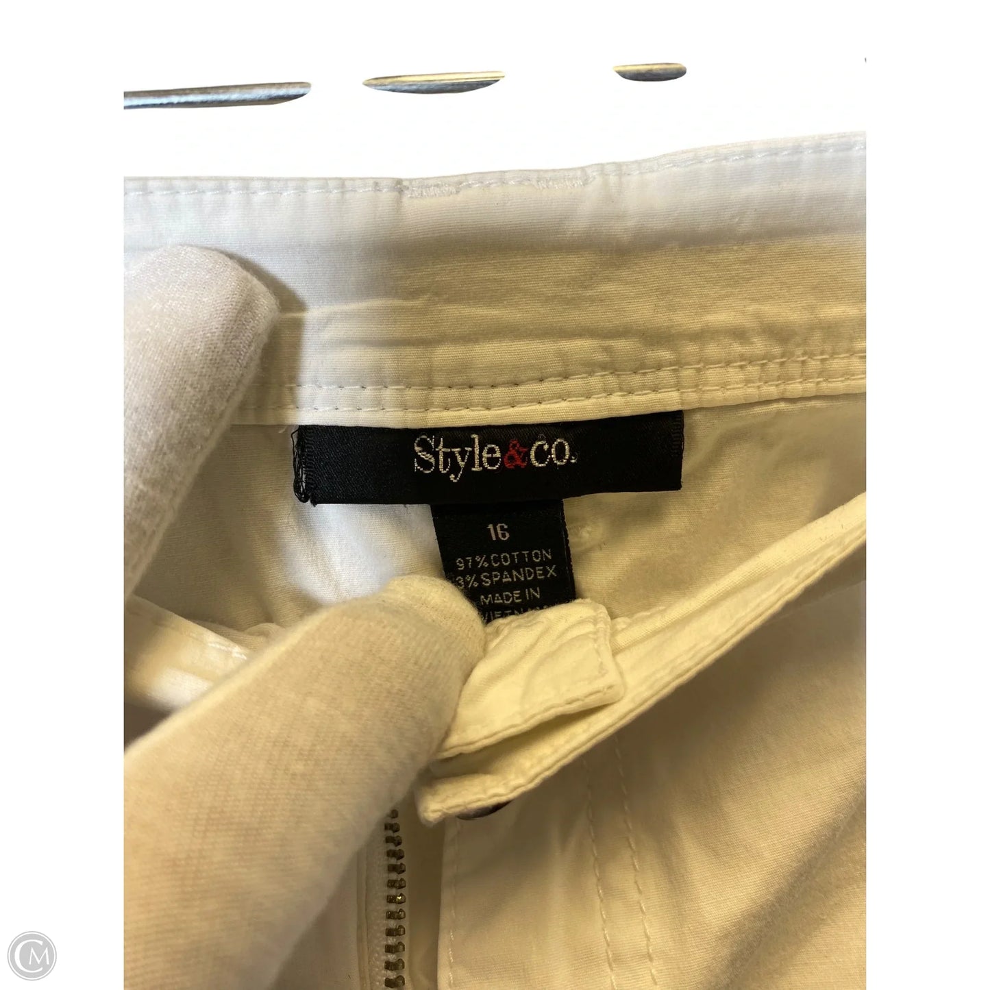 Shorts By Style And Company In White, Size: 16