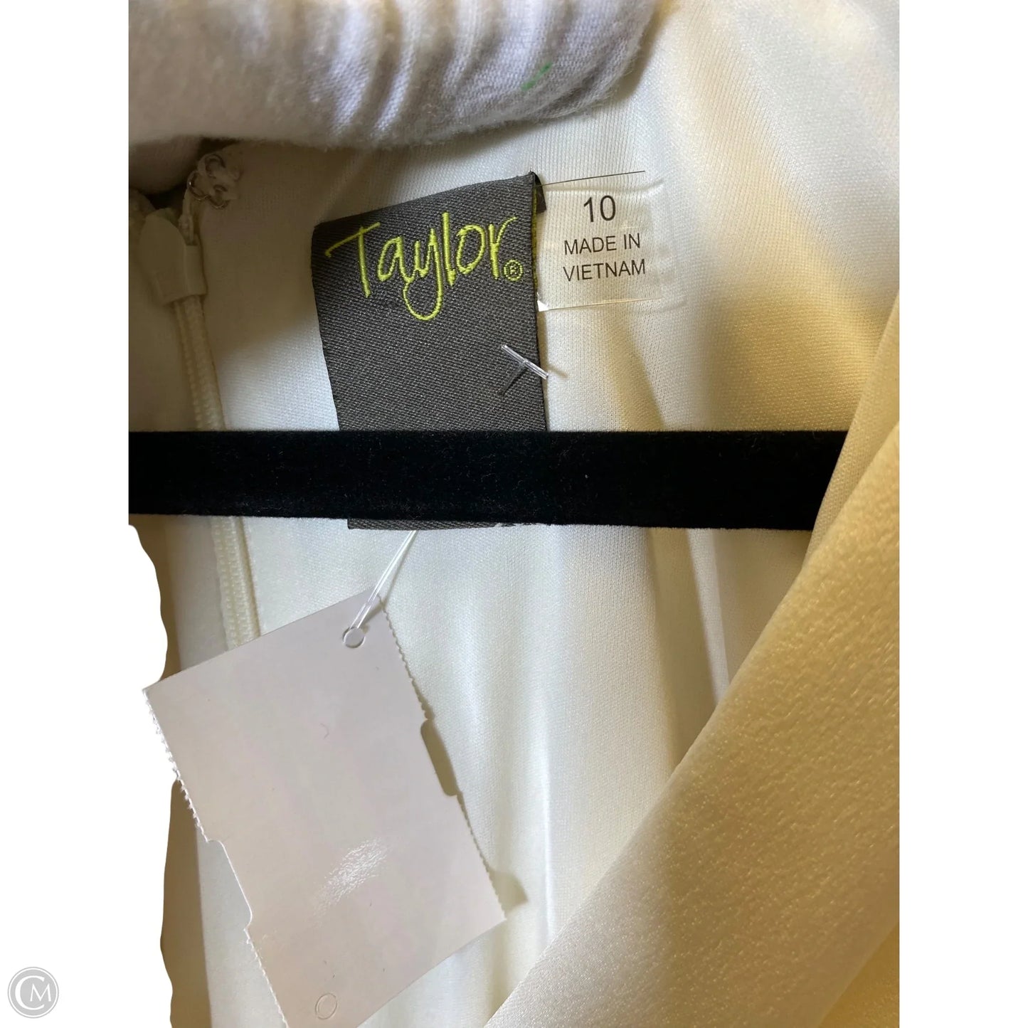 Dress Casual Maxi By Taylor In Cream, Size: 10