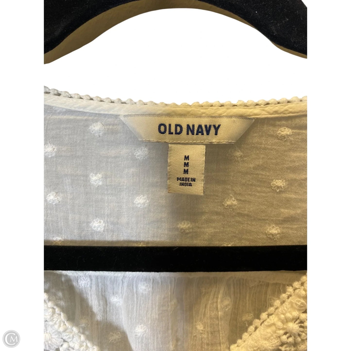 Top Long Sleeve By Old Navy In White, Size: M