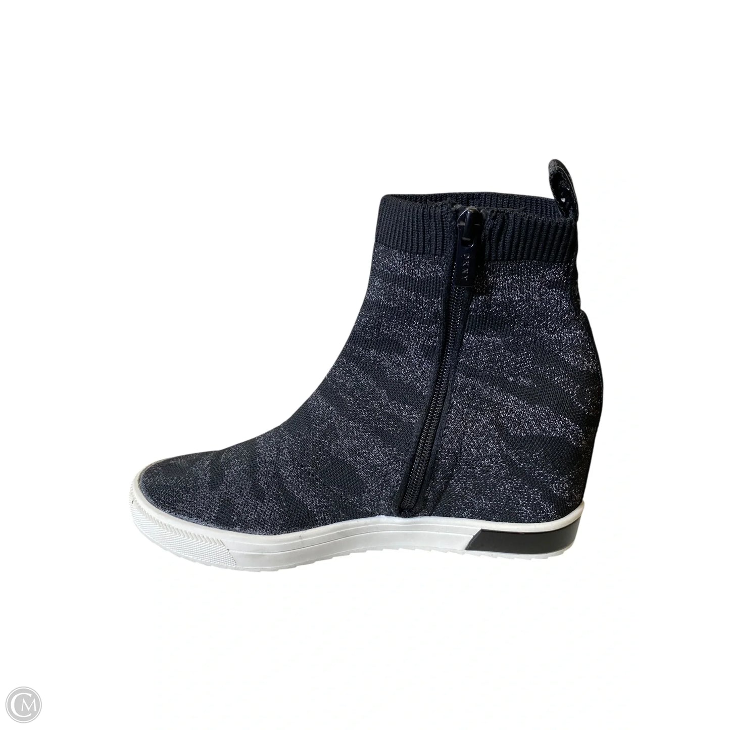 Boots Ankle Flats By Dkny In Black & White, Size: 8