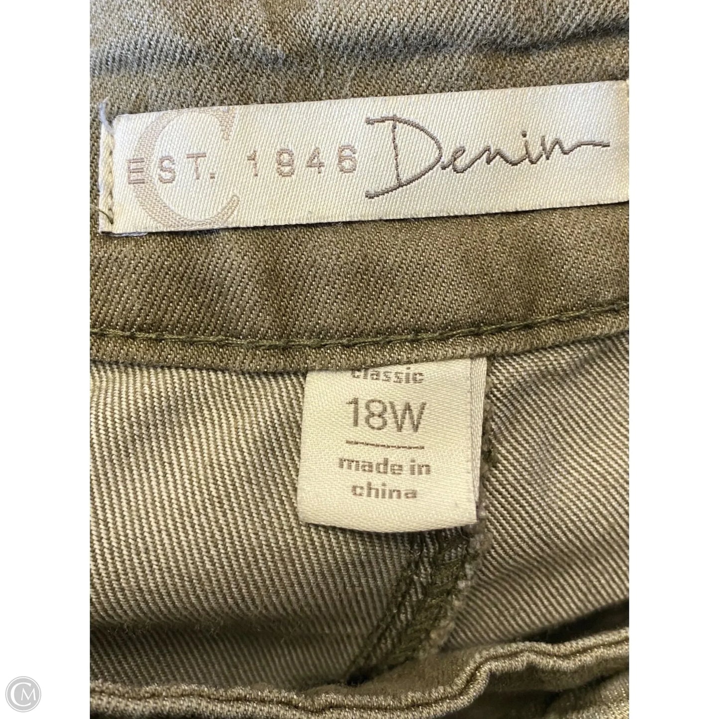 Pants Cropped By Clothes Mentor In Green, Size: 18