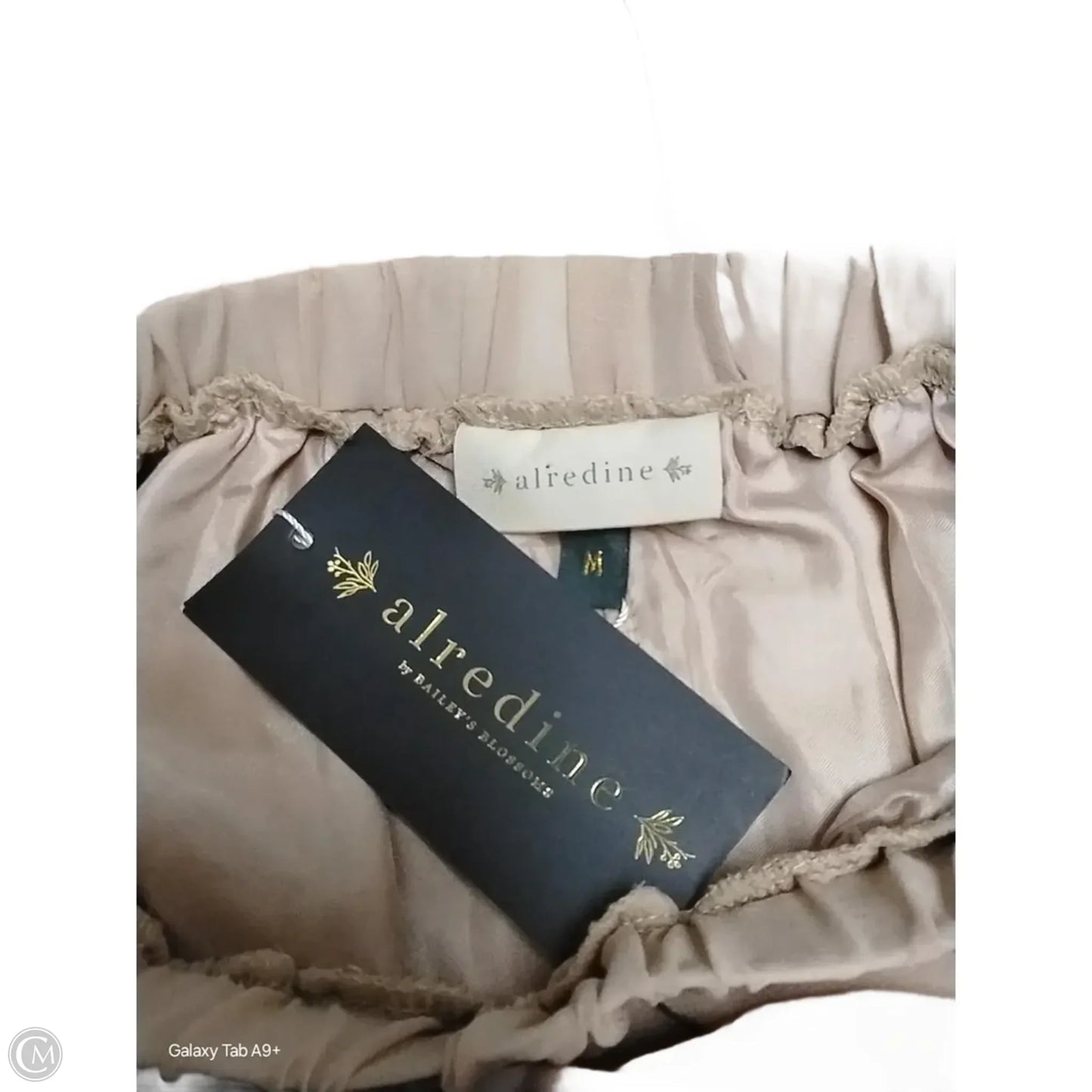 Skirt Maxi By Clothes Mentor In Tan, Size: M