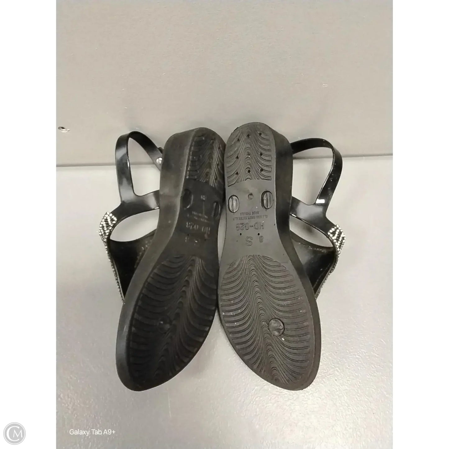 Sandals Heels Wedge By Clothes Mentor In Black, Size: 6