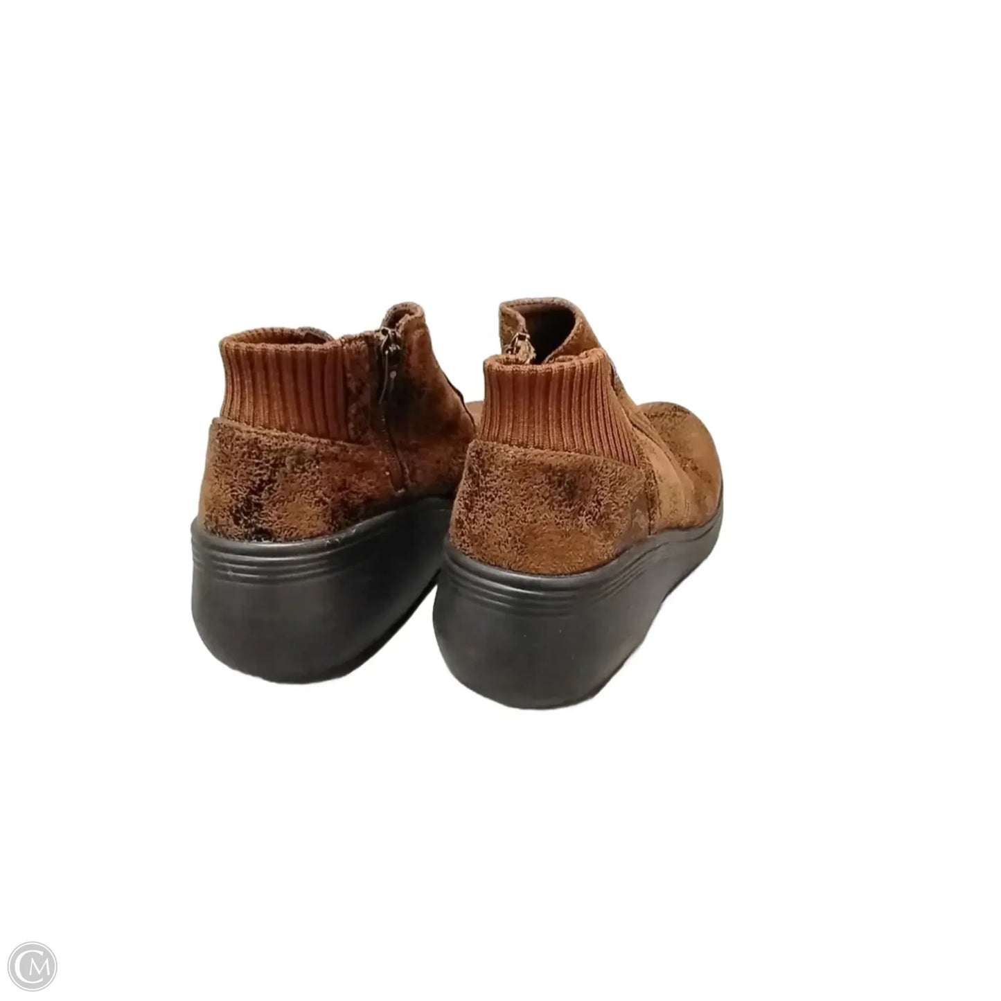 Boots Ankle Flats By Clothes Mentor In Brown, Size: 8.5