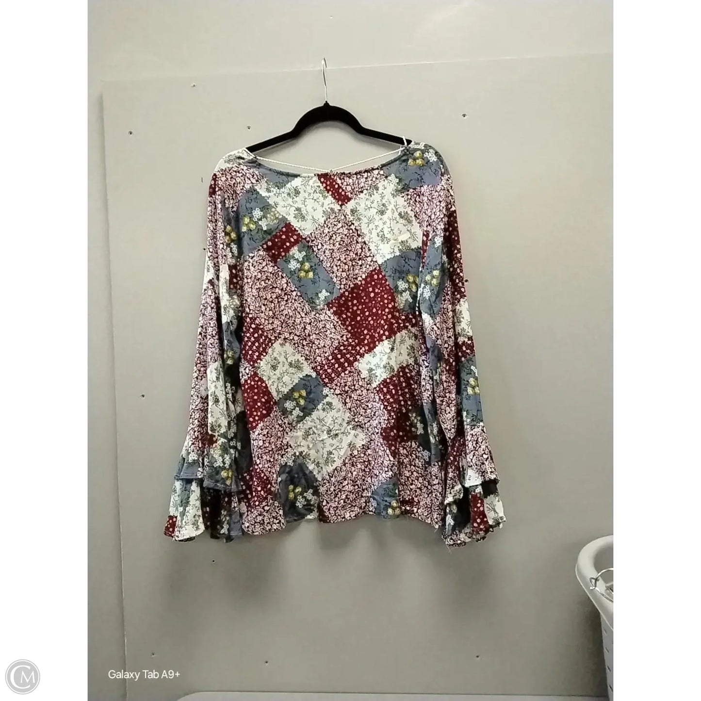 Blouse Long Sleeve By Entro In Floral Print, Size: L