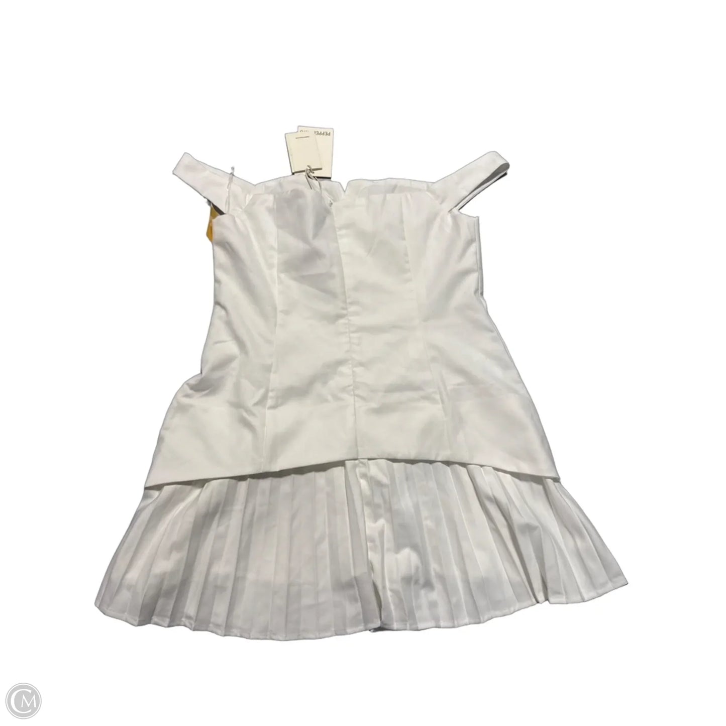 Dress Casual Short By Cmc In White, Size: M