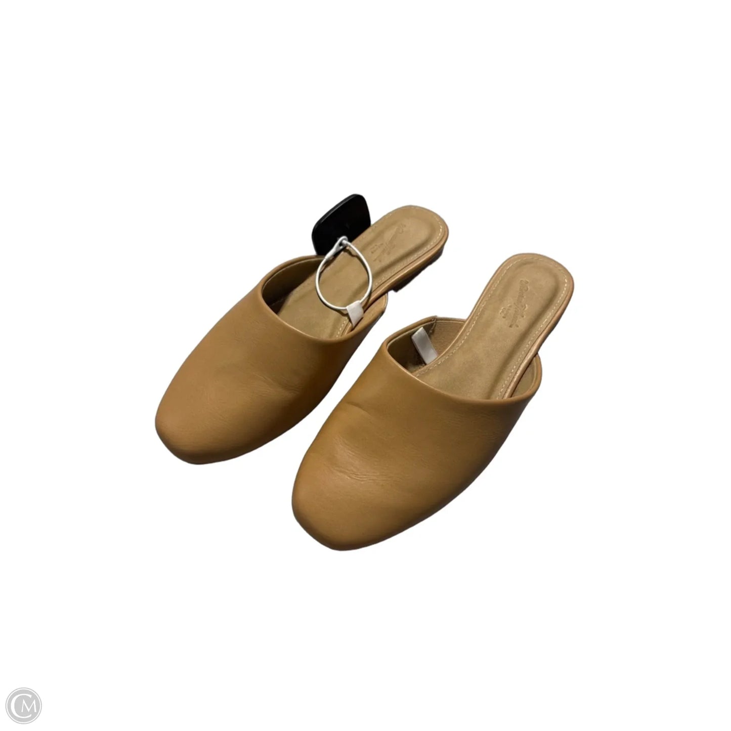 Shoes Flats By Universal Thread In Tan, Size: 6
