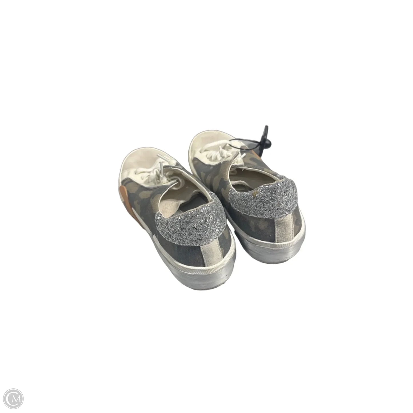 Shoes Sneakers By Dolce Vita In Camouflage Print, Size: 8.5