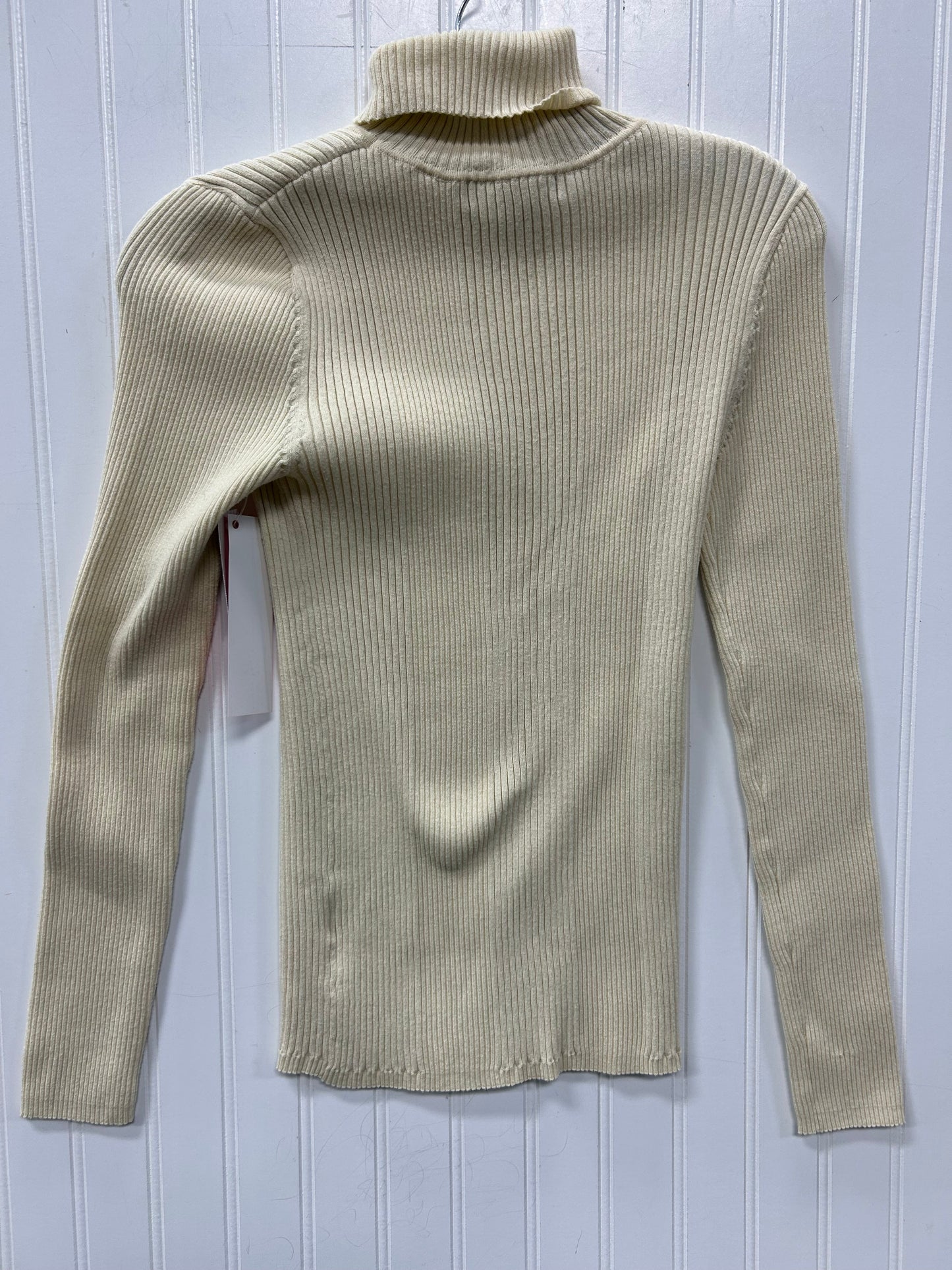 Top Ls By Title Nine In Cream, Size:M