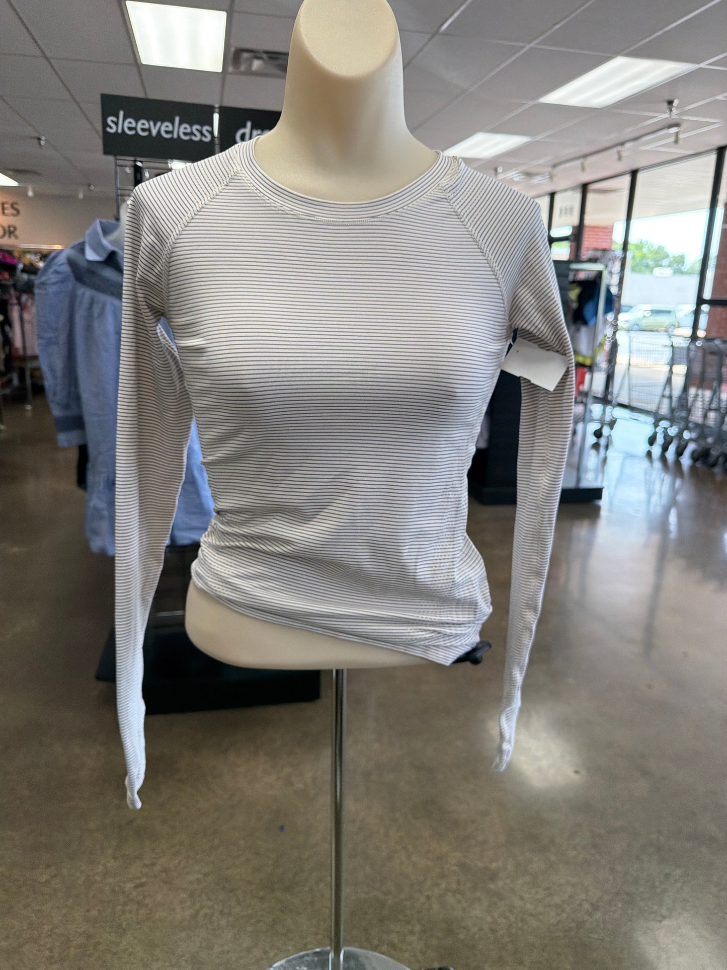 Athletic Top Ls Crewneck By Athleta In Striped Pattern, Size:Xxs