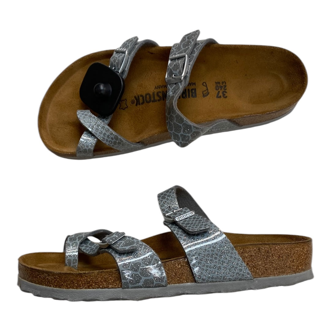 Sandals Designer By Birkenstock In Grey, Size:6.5