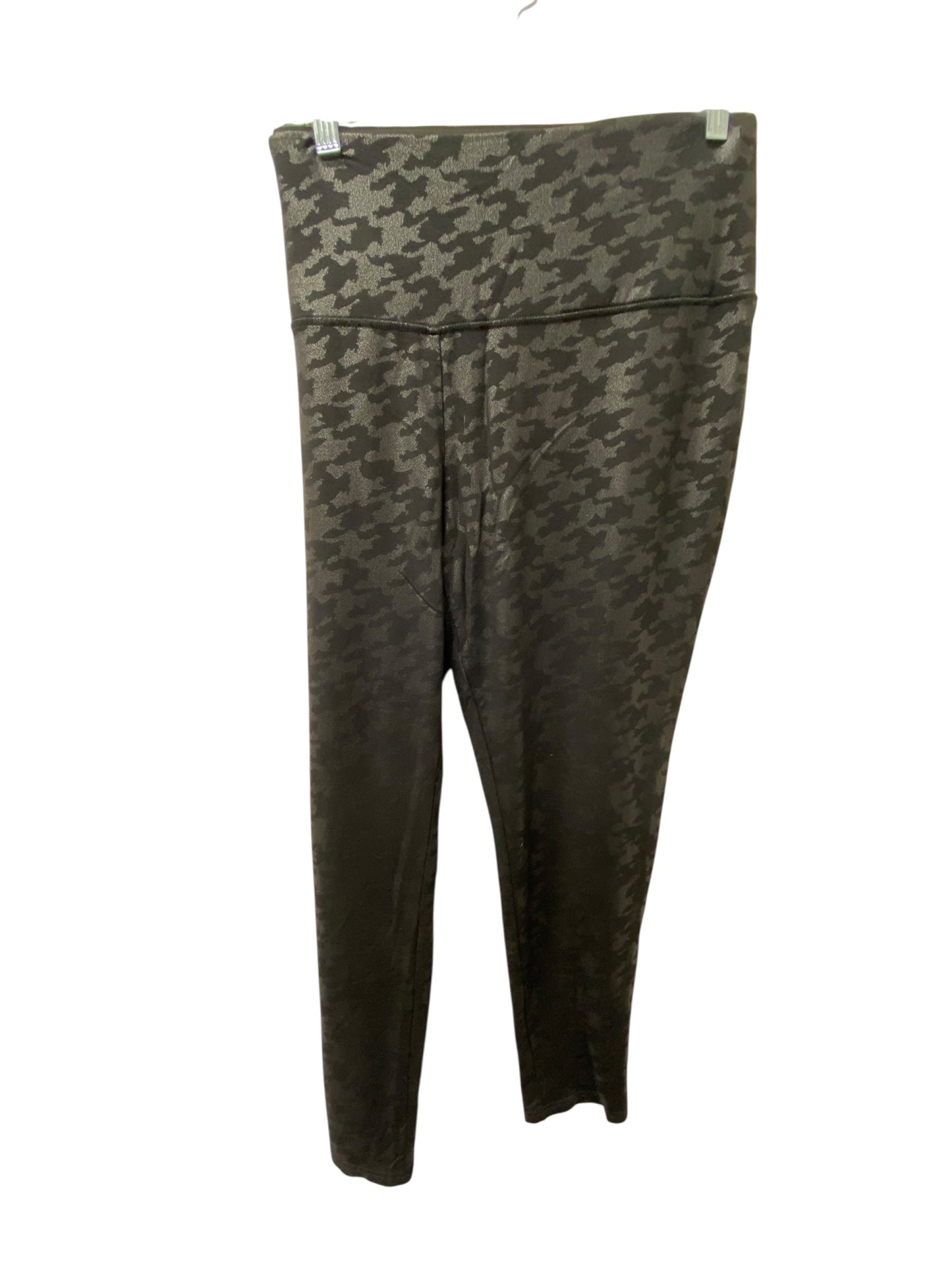 Athletic Leggings By Chicos In Black, Size:Xl