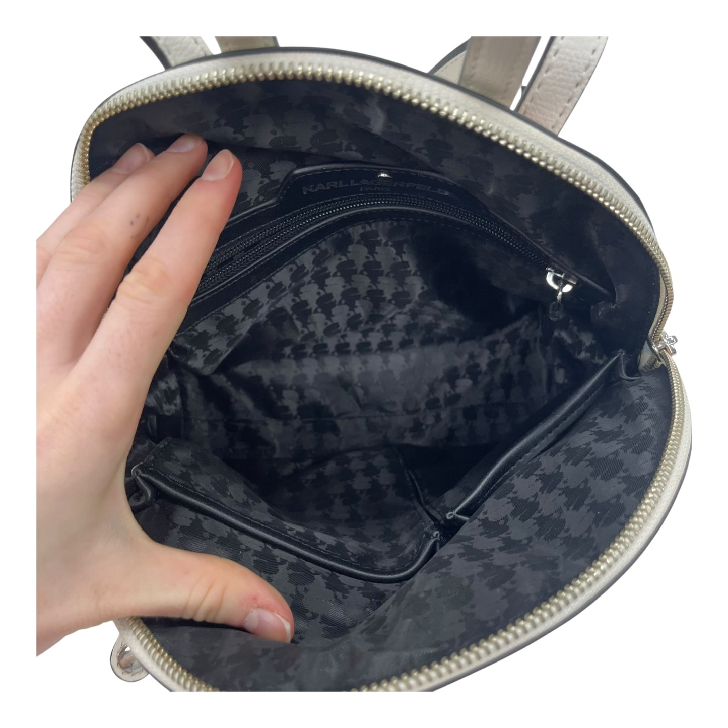 Backpack Designer By Karl Lagerfeld In White, Size:Small