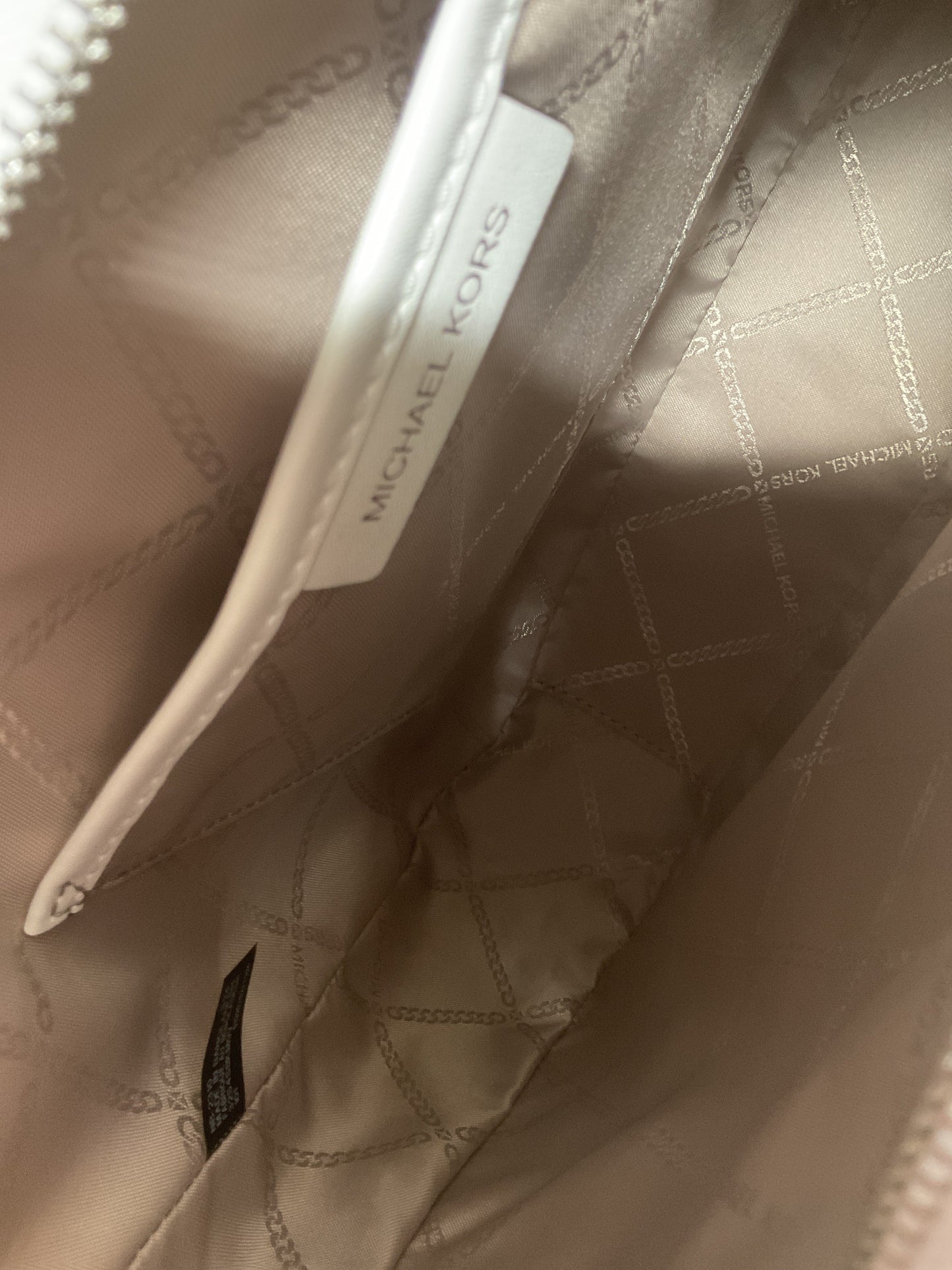 Handbag Designer By Michael Kors In White, Size:Medium