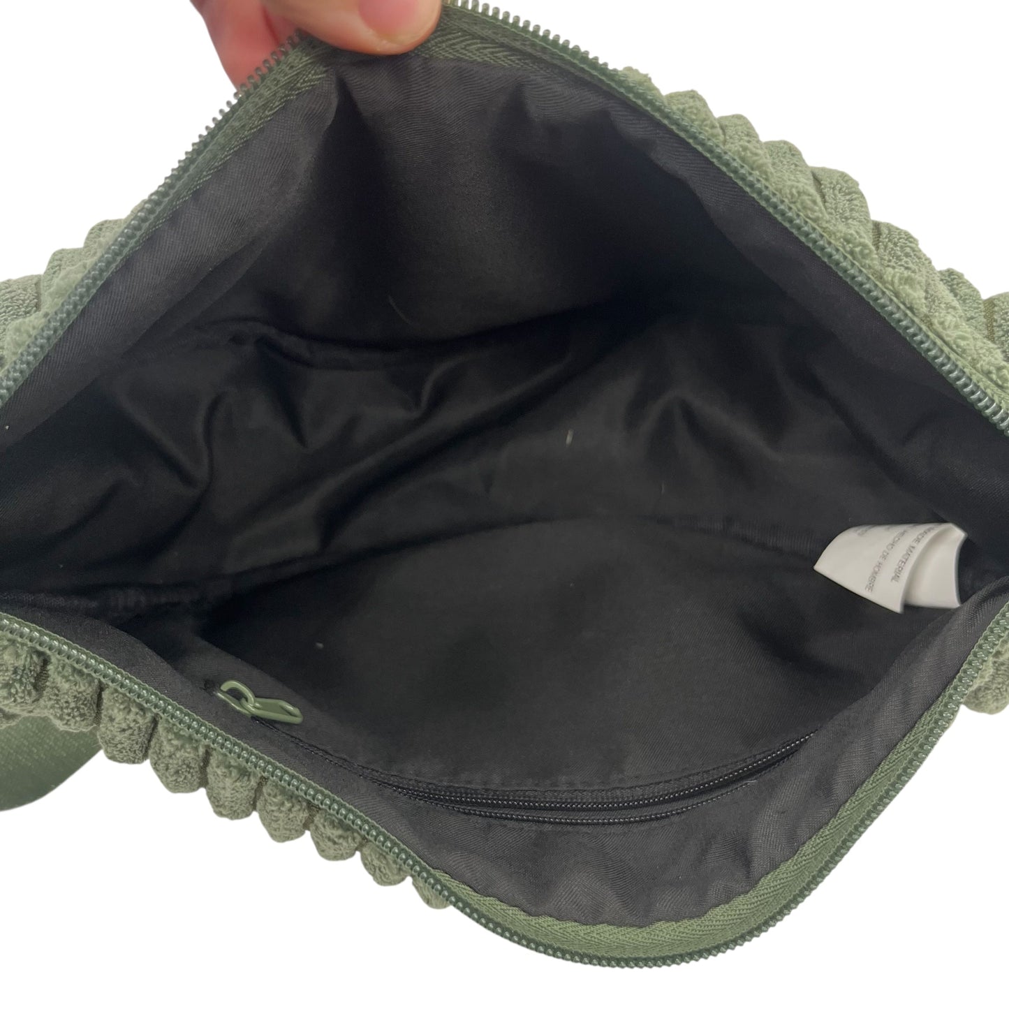 Crossbody By Clothes Mentor In Green, Size:Medium