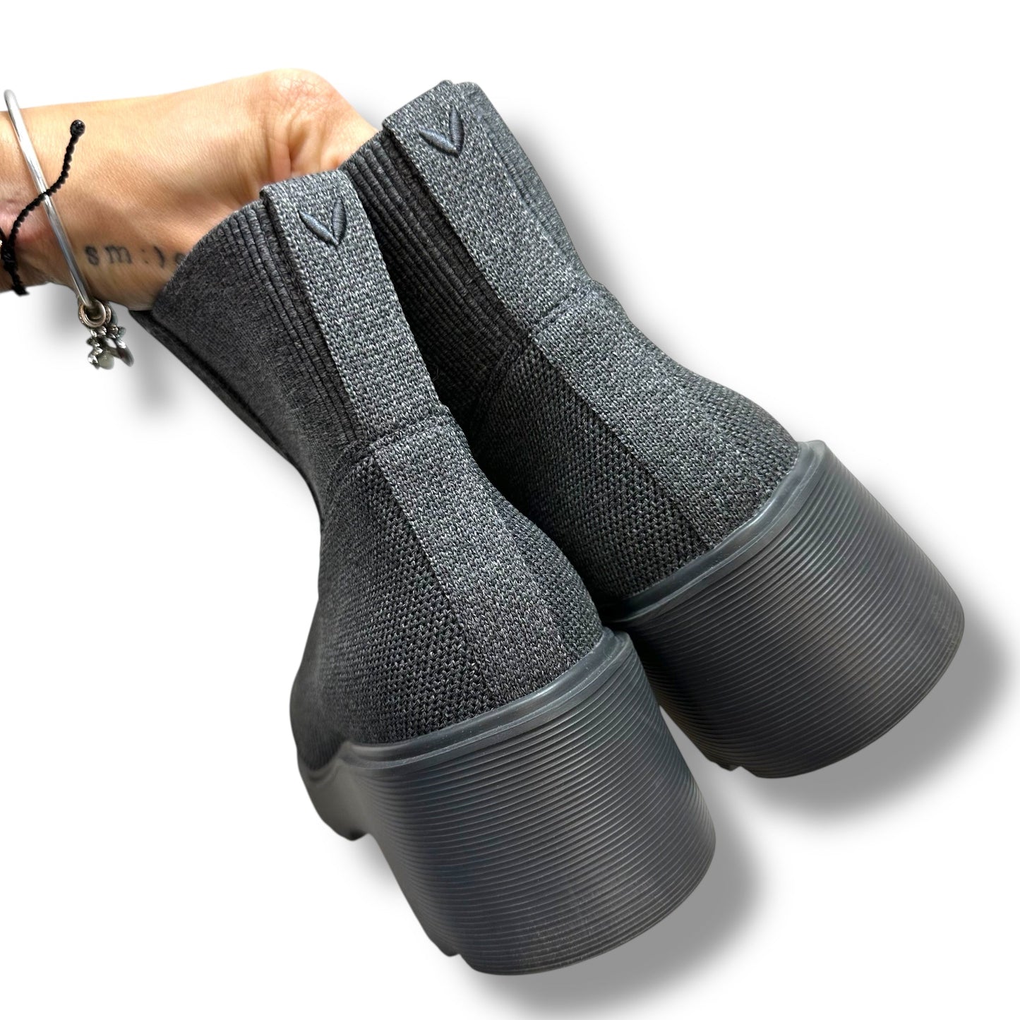 Boots Ankle Flats By VIVAIA In Grey, Size: