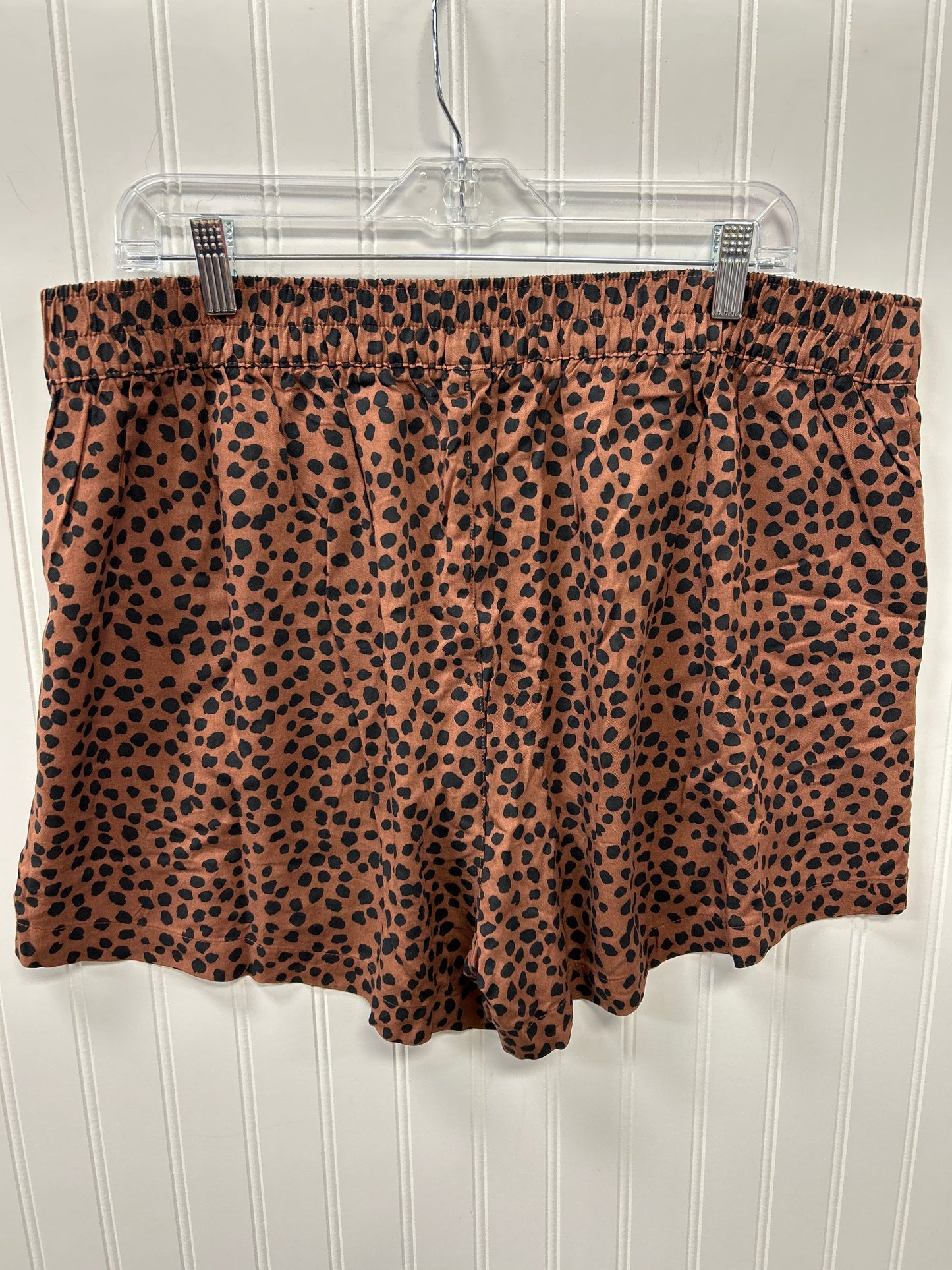Shorts By Old Navy In Animal Print, Size:Xl