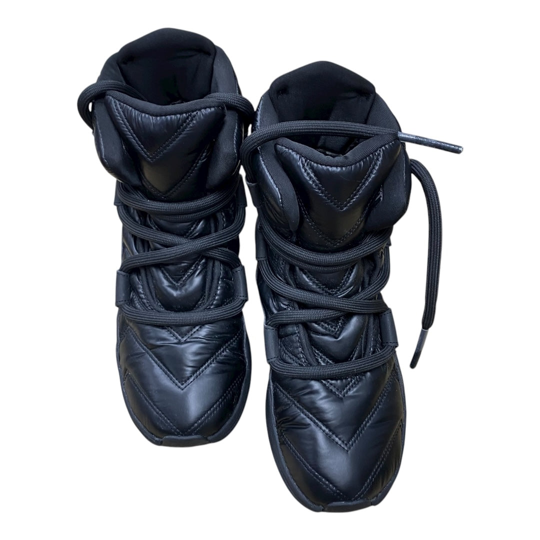 Boots Snow By Merrell In Black, Size:7