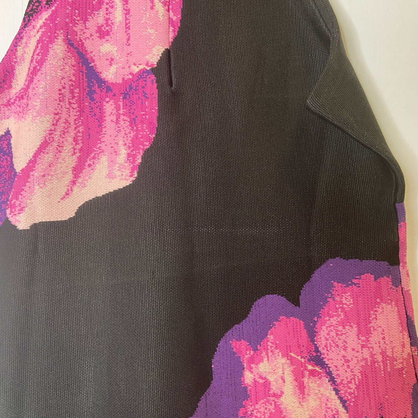 Top Sleeveless By White House Black Market In Black, Size: Xs