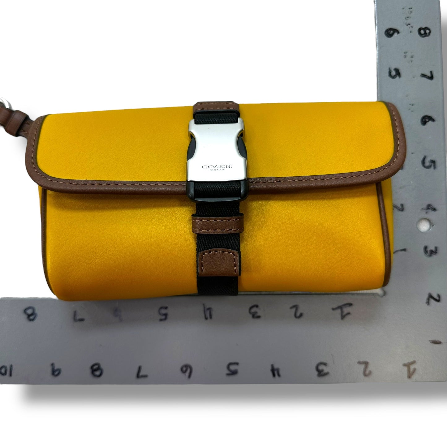 RACER POUCH travel By Coach