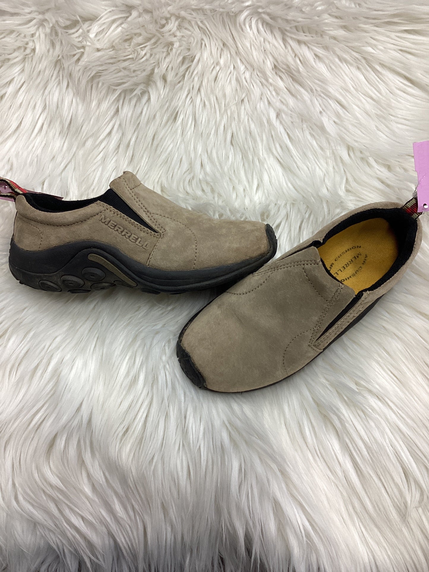 Shoes Sneakers By Merrell In Tan, Size:5