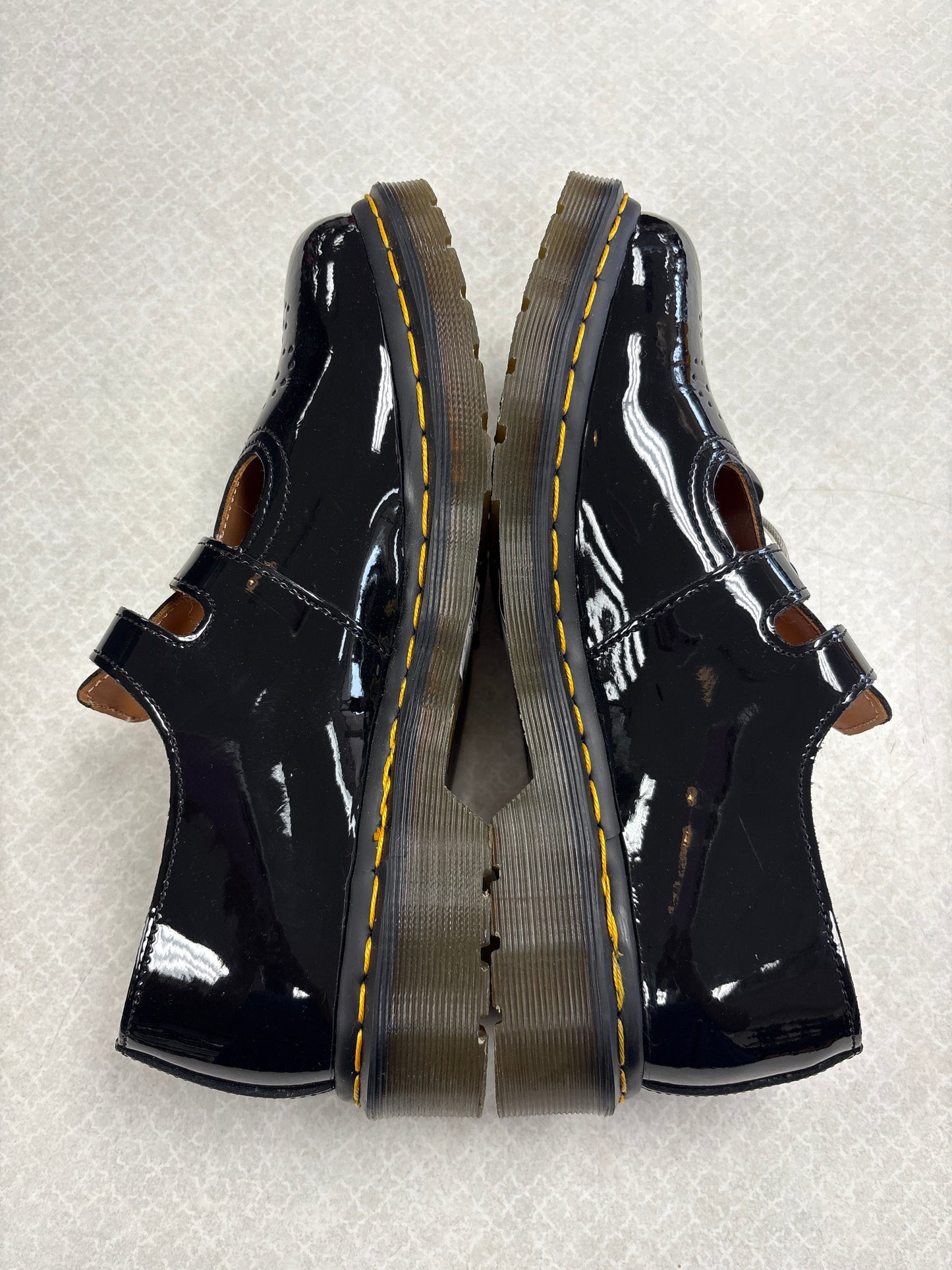 Shoes Flats By Dr Martens In Black, Size:9