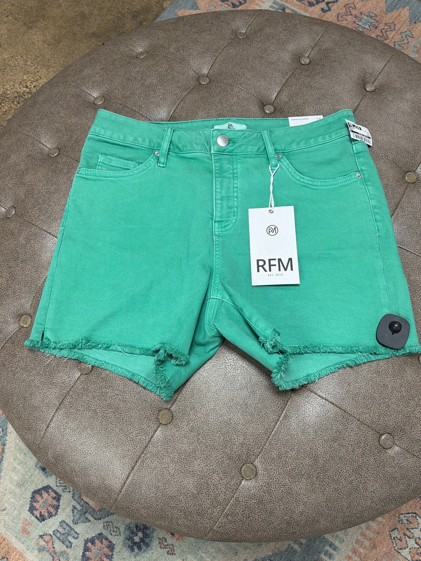 Shorts By Clothes Mentor In Green, Size:1X