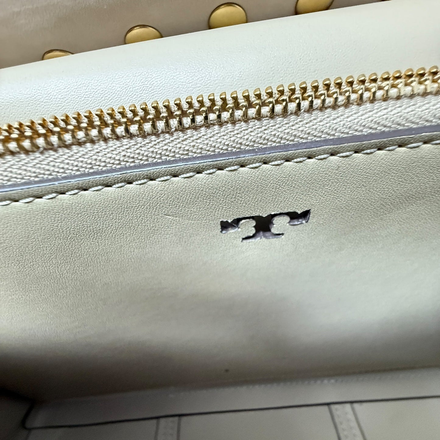 Block-T Studded Satchel
Designer By Tory Burch, Size: Medium