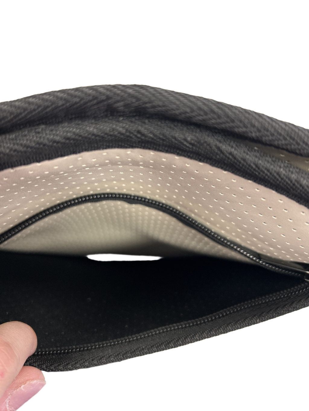 Handbag By Haute Shore Size: Large