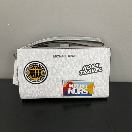 Wallet Designer By Michael Kors In Silver, Size:Medium