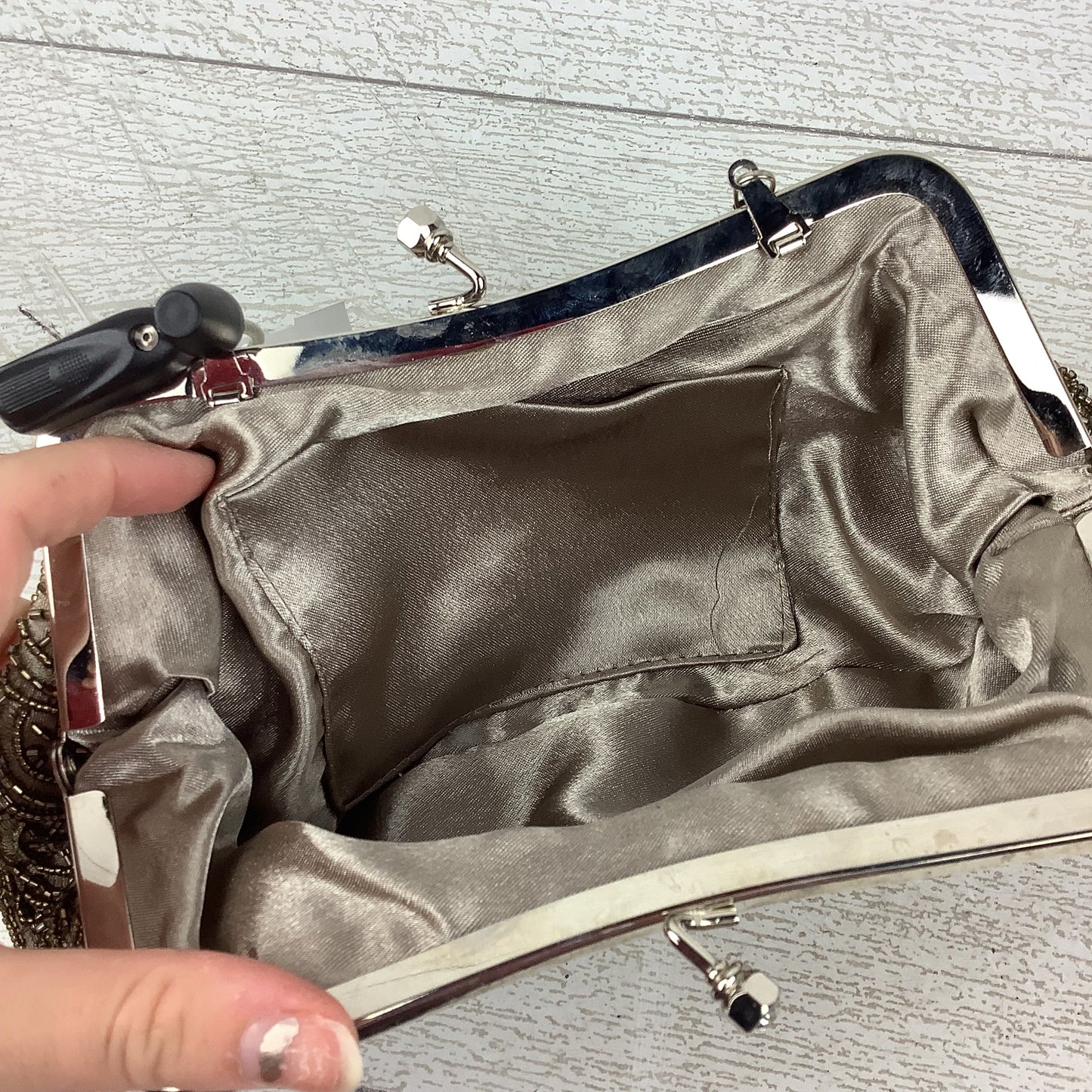 Clutch By Clothes Mentor, Size: Medium