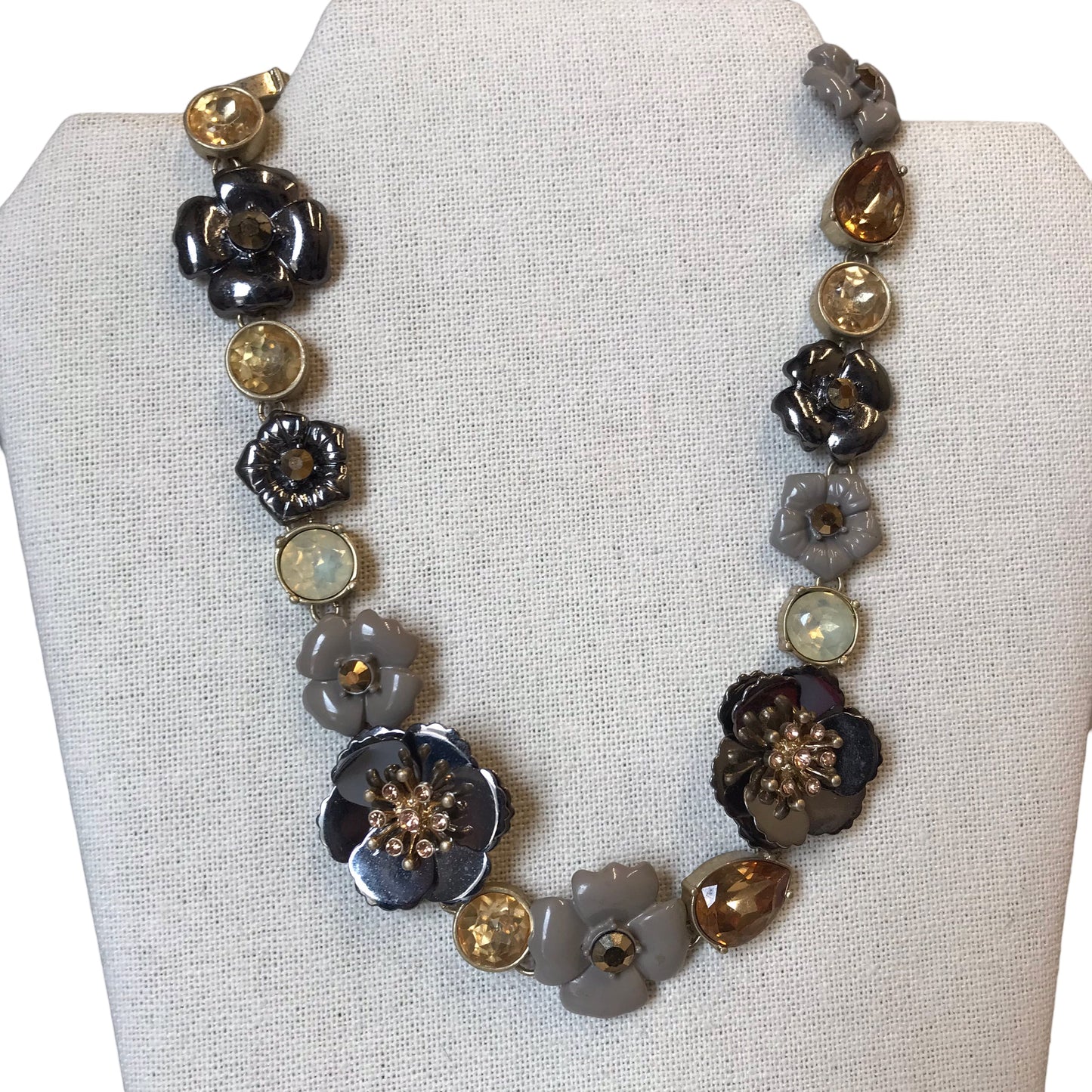 Necklace Statement In Gold & Grey