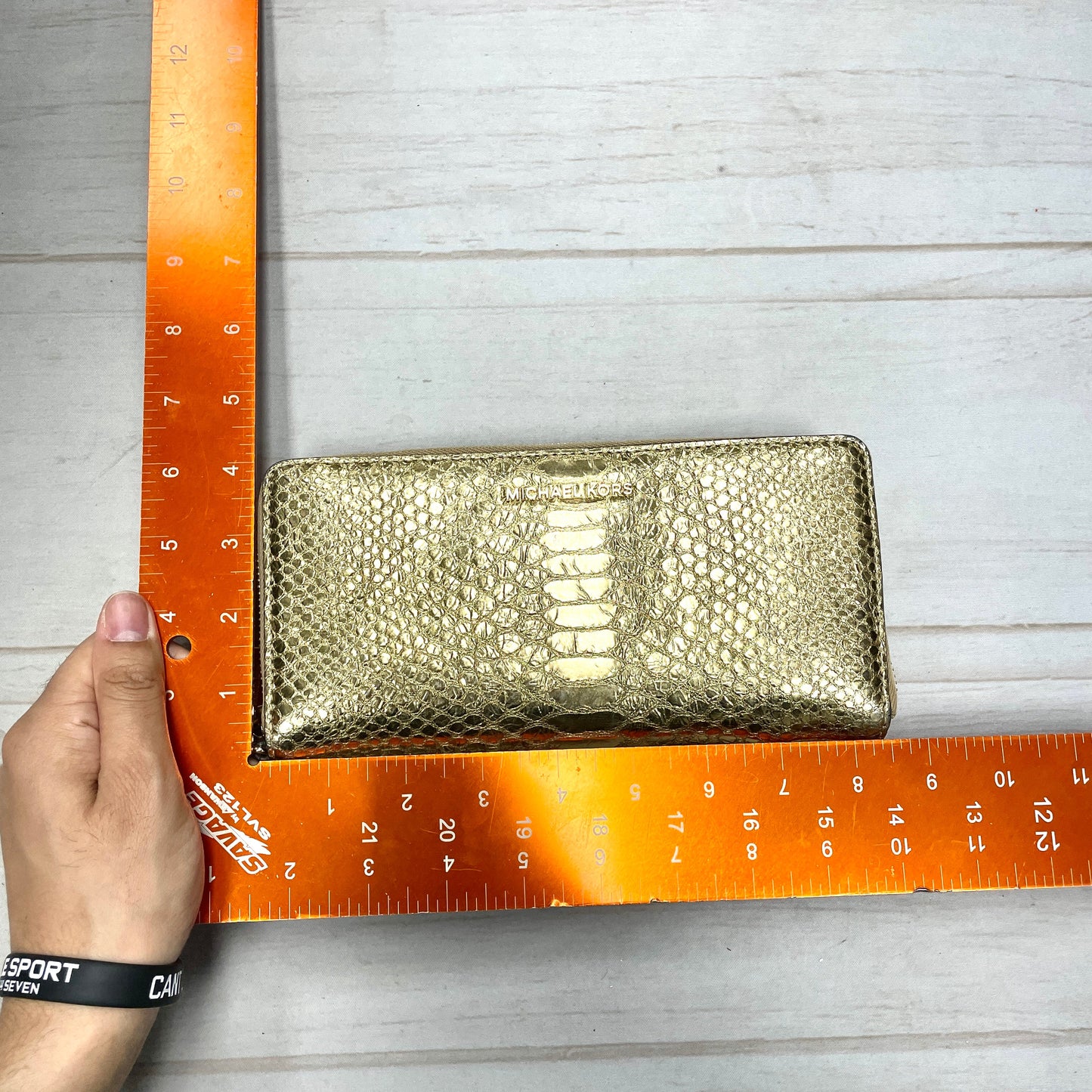 Wallet By Michael By Michael Kors, Size: Large