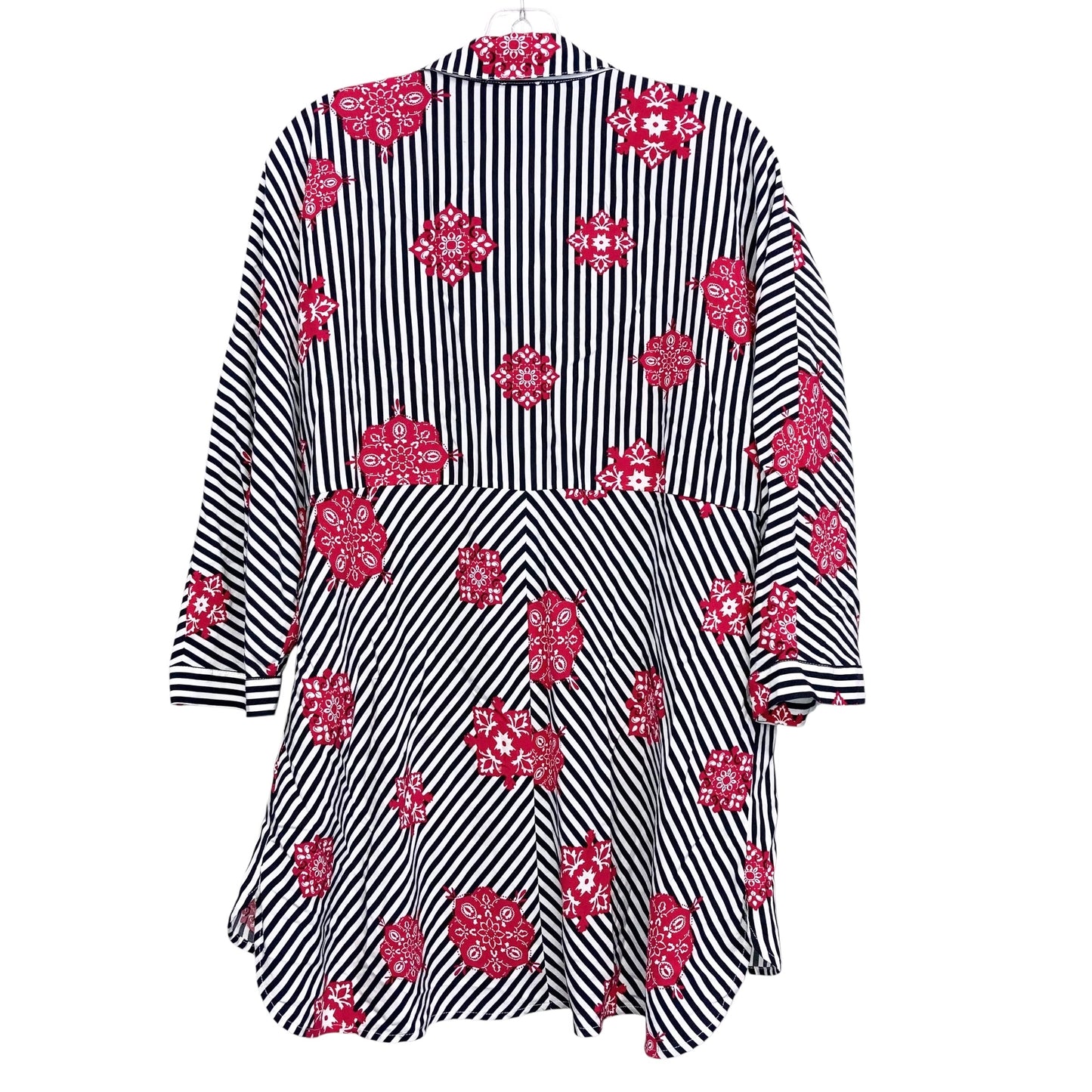 Top 3/4 Sleeve Basic By Chicos In Black & Red, Size:L