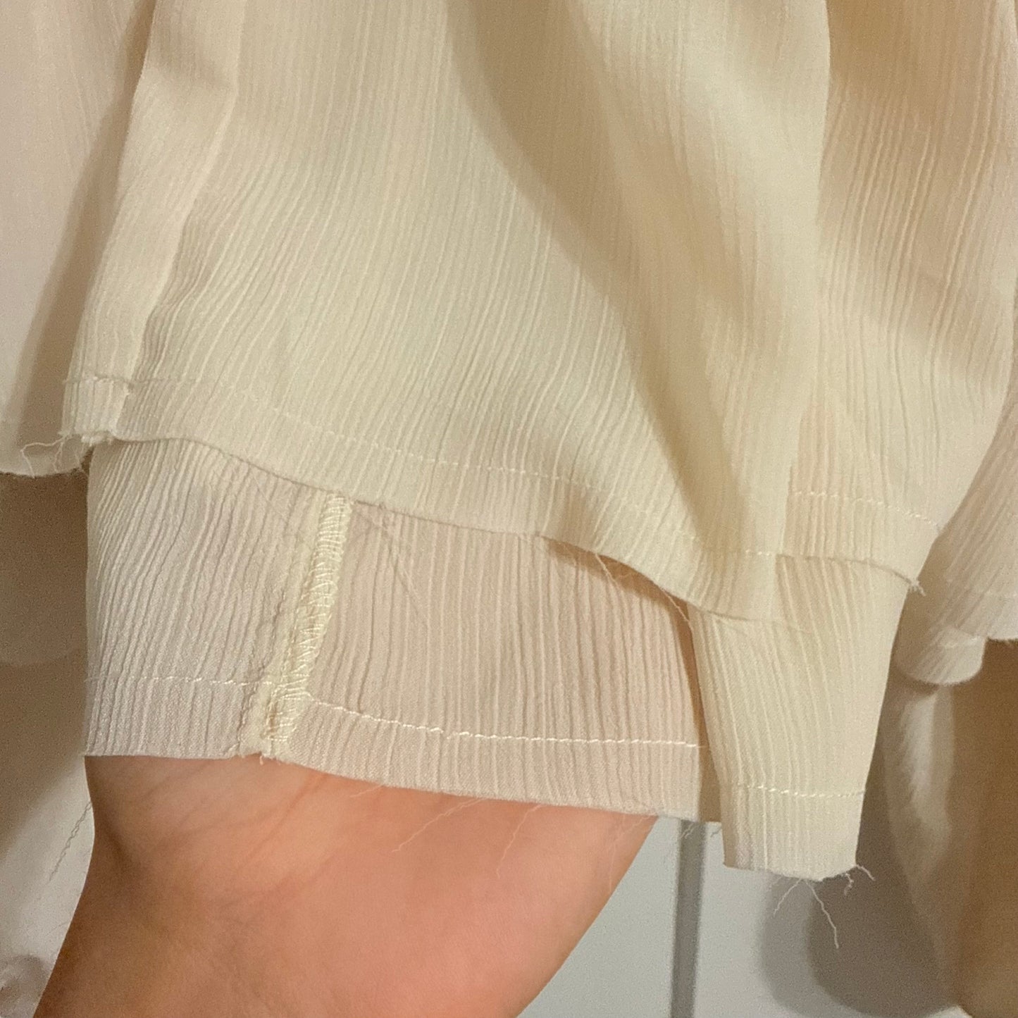 Top Long Sleeve By Clothes Mentor In Cream, Size: S