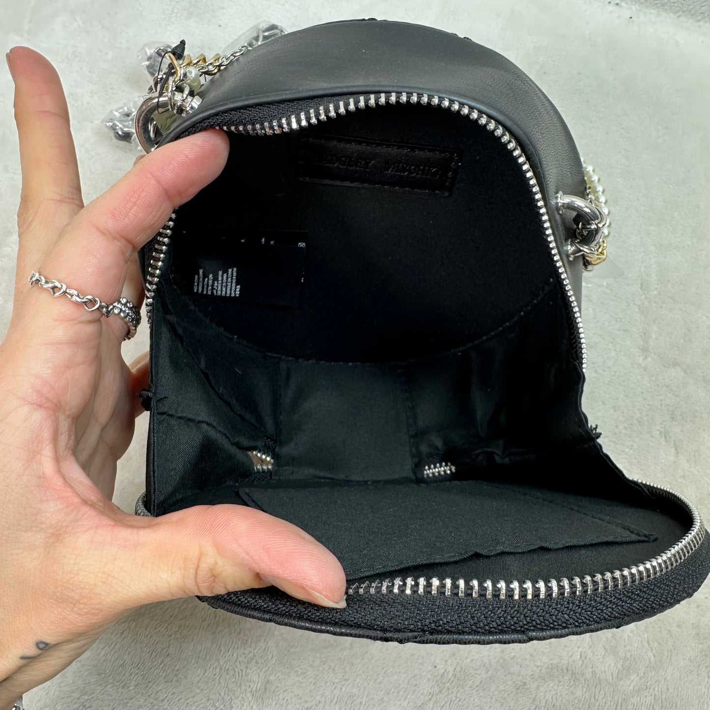 Handbag By Badgley Mischka, Size: Medium