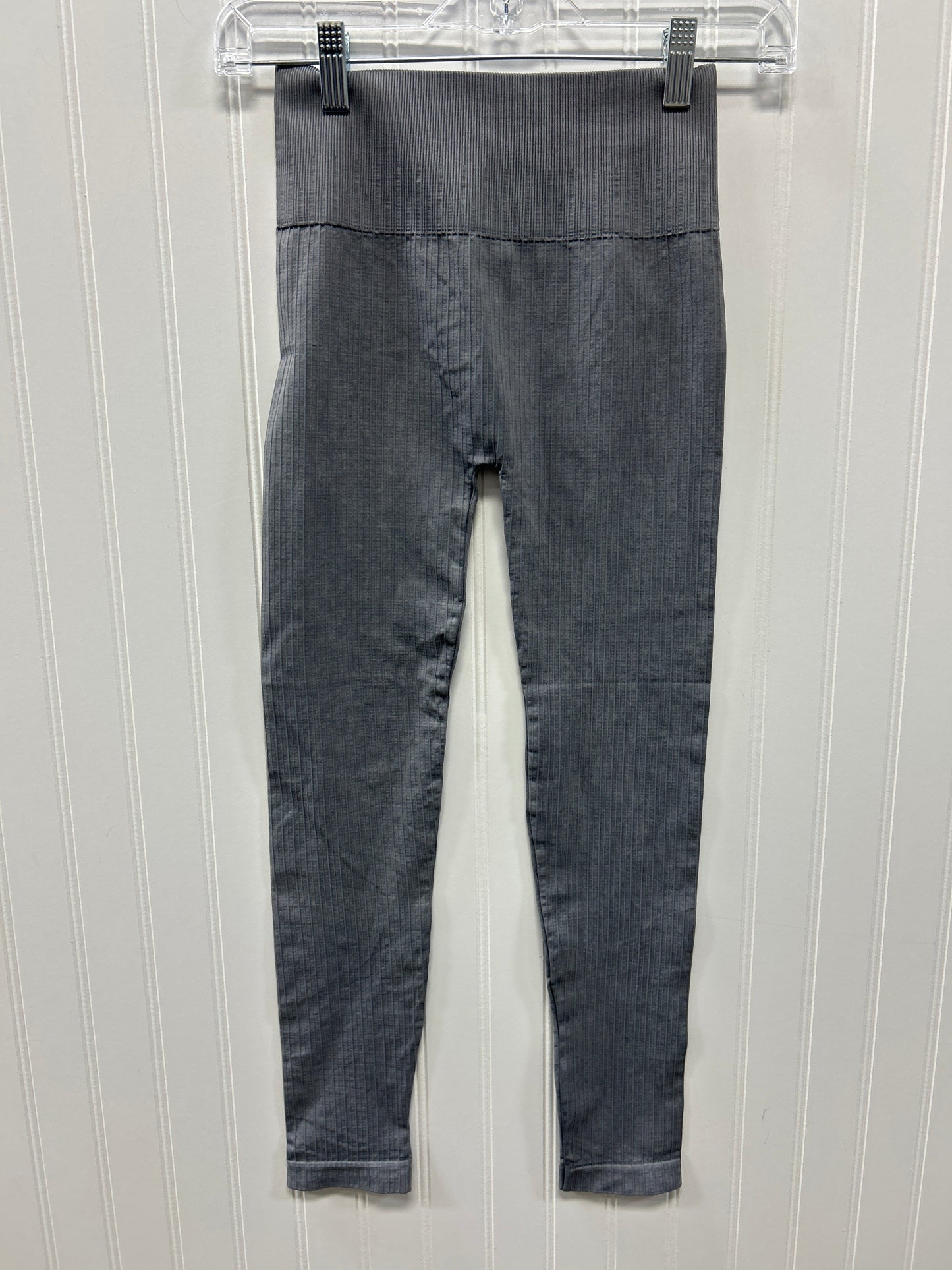 Athletic Leggings By Clothes Mentor In Grey, Size:M