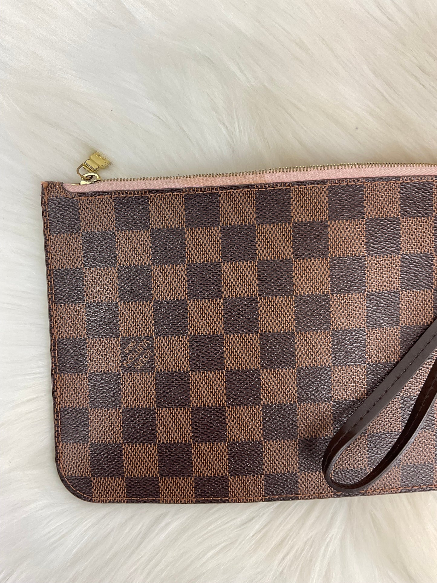 Wristlet Luxury Designer By Louis Vuitton, Size: Large