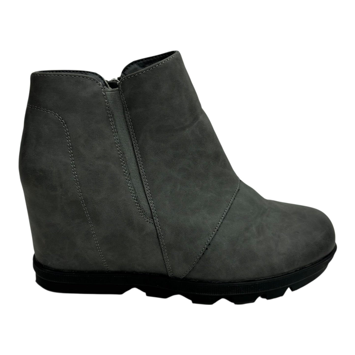 Boots Ankle Heels By Clothes Mentor In Grey, Size:9