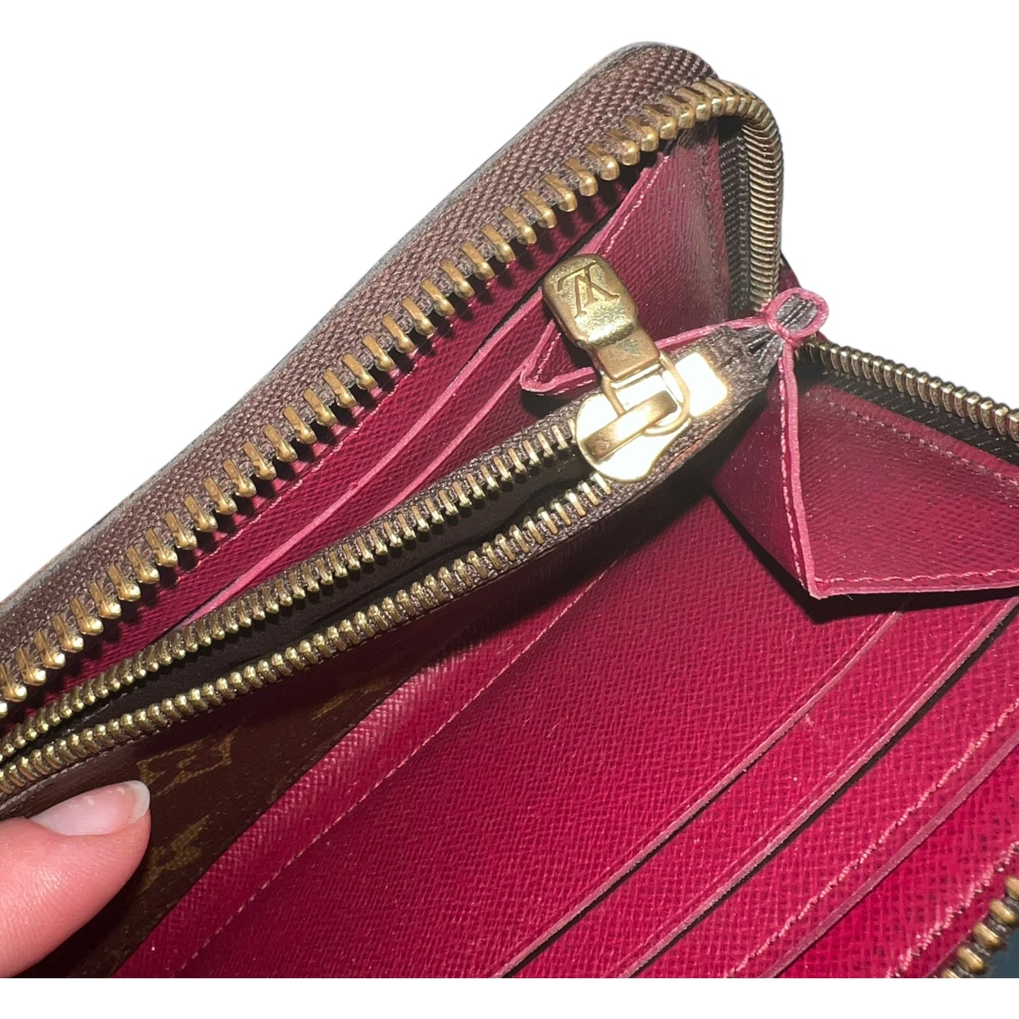 Wallet Luxury Designer By Louis Vuitton, Size: Medium