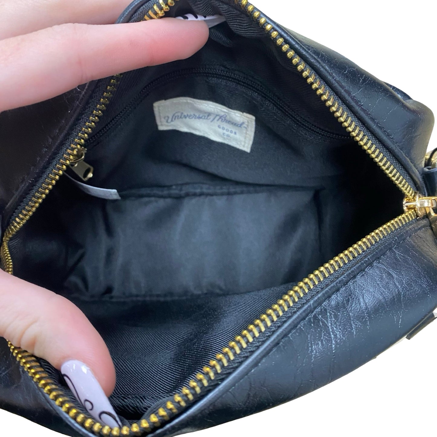 Handbag By Universal Thread In Black & Cream, Size:Small