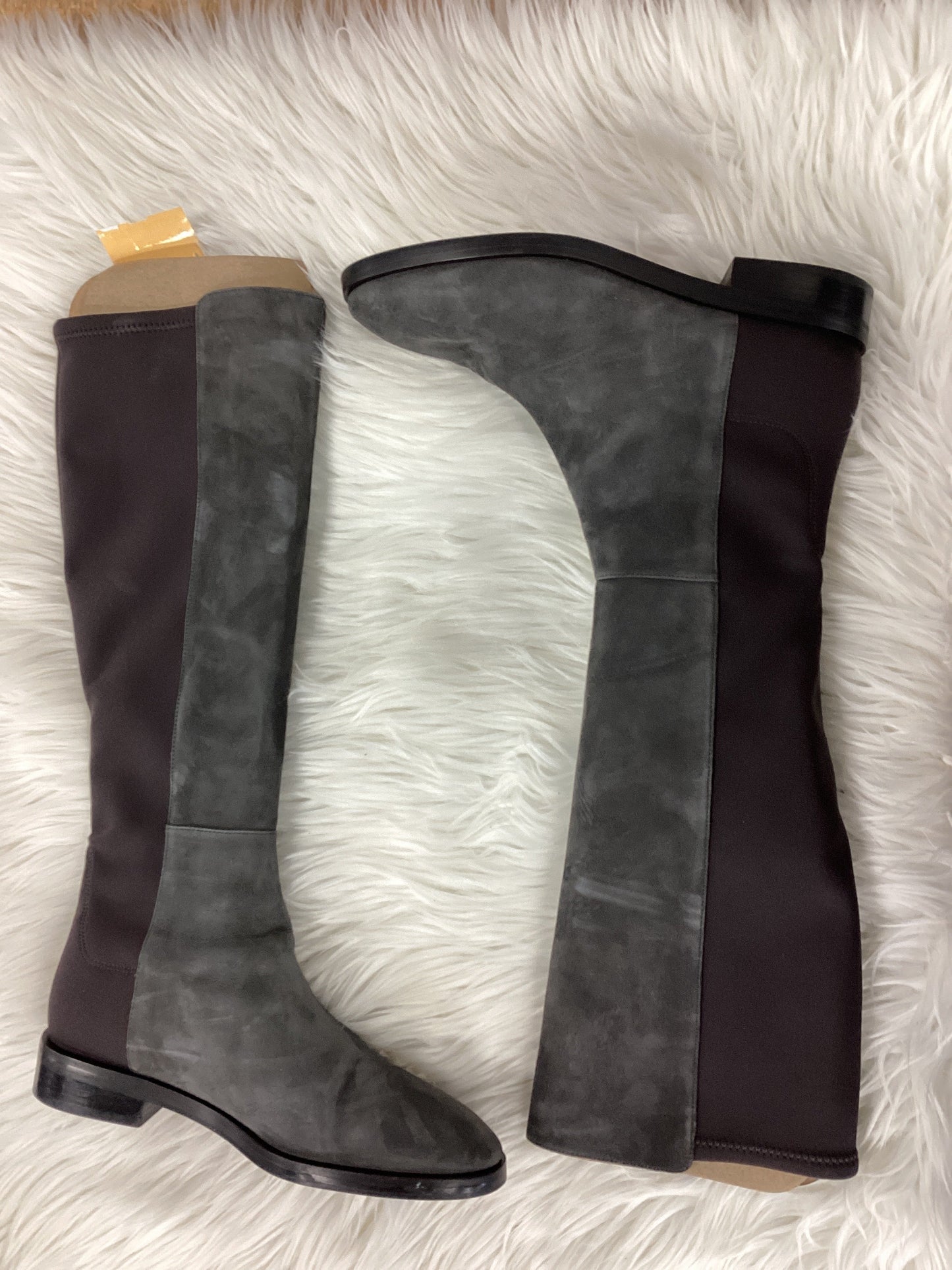 Boots Designer By Stuart Weitzman In Grey, Size:8.5