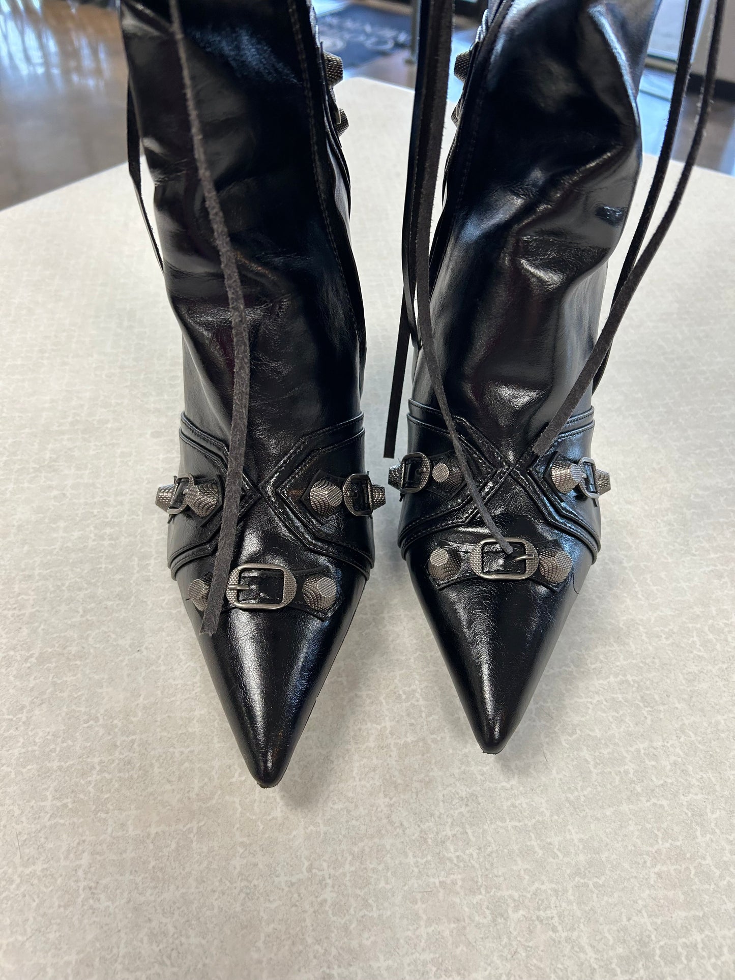 Boots Knee Heels By Clothes Mentor In Black, Size:10