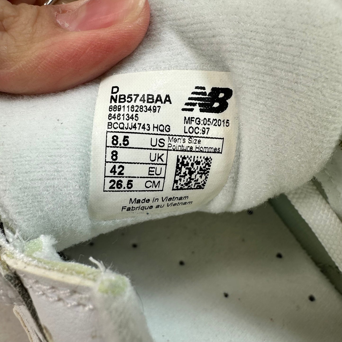 Shoes Sneakers By New Balance In White, Size: 8.5/10