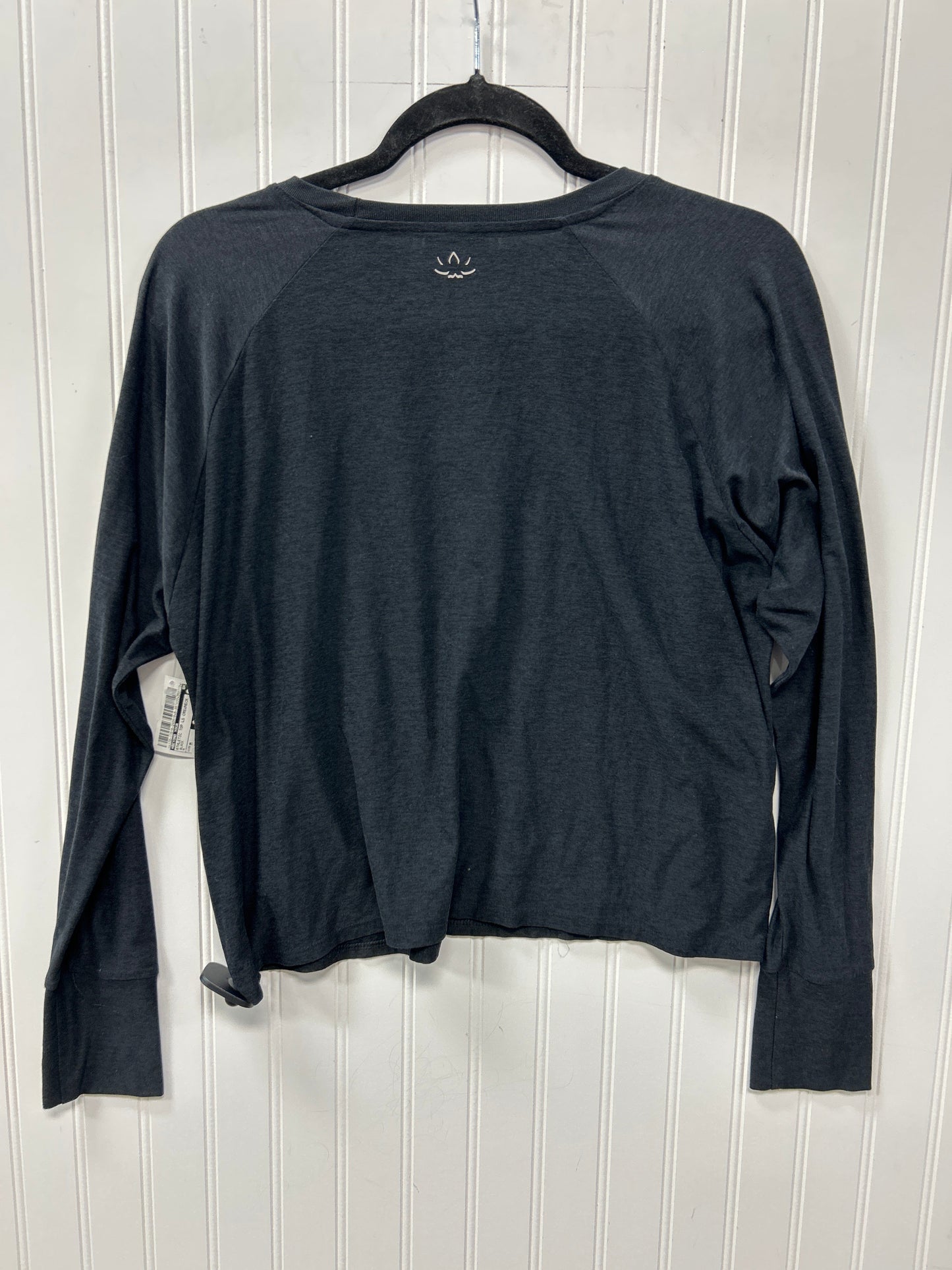 Athletic Top Ls Crewneck By Beyond Yoga In Black, Size:M
