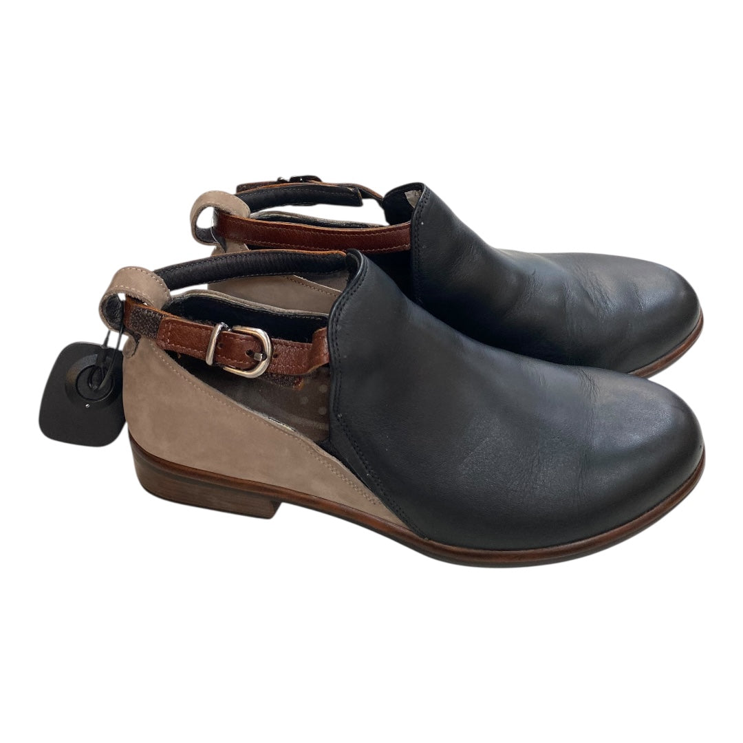 Boots Ankle Flats By Naot In Black, Size:8.5
