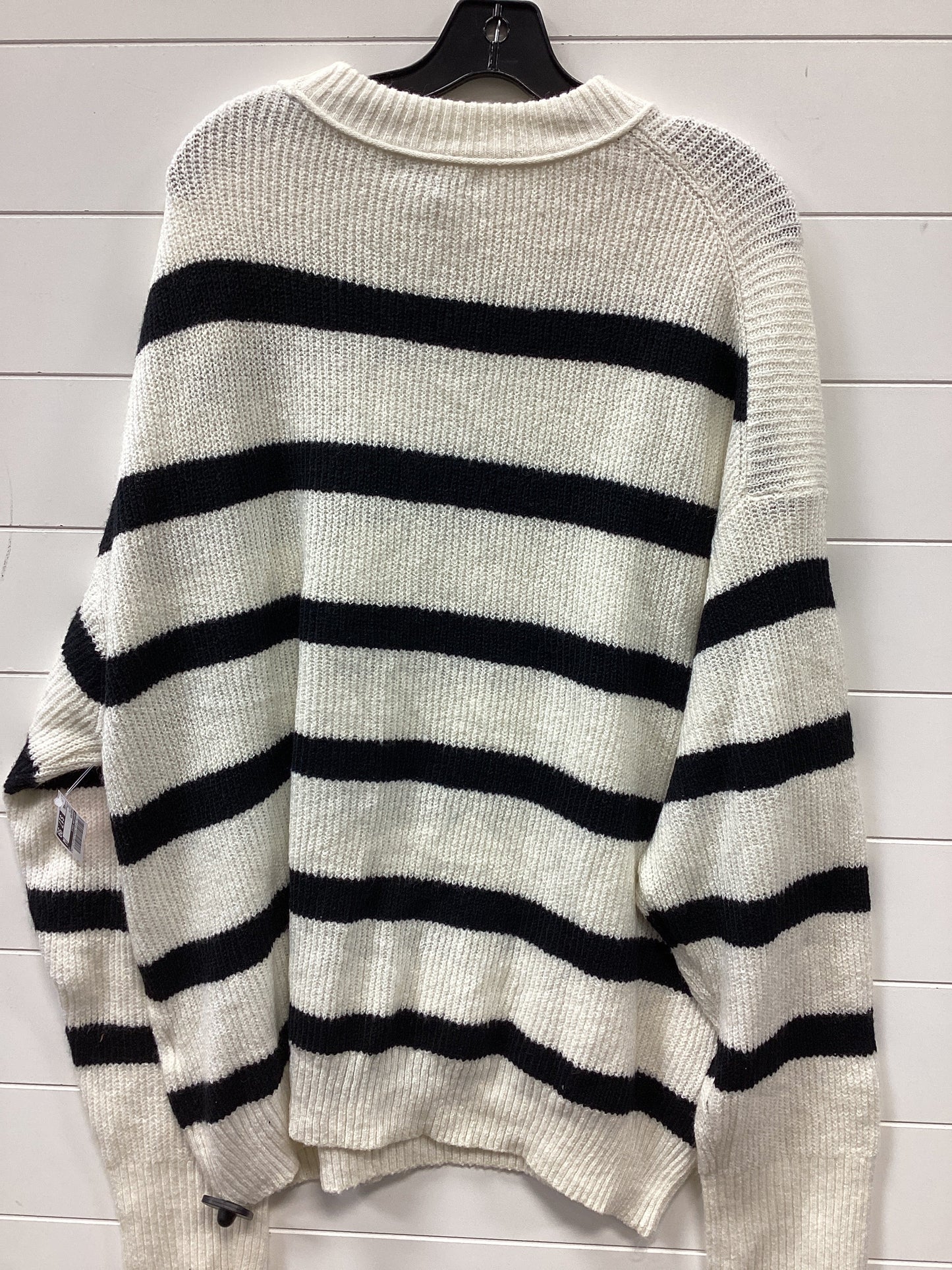 Sweater By American Eagle In White, Size:Xxl