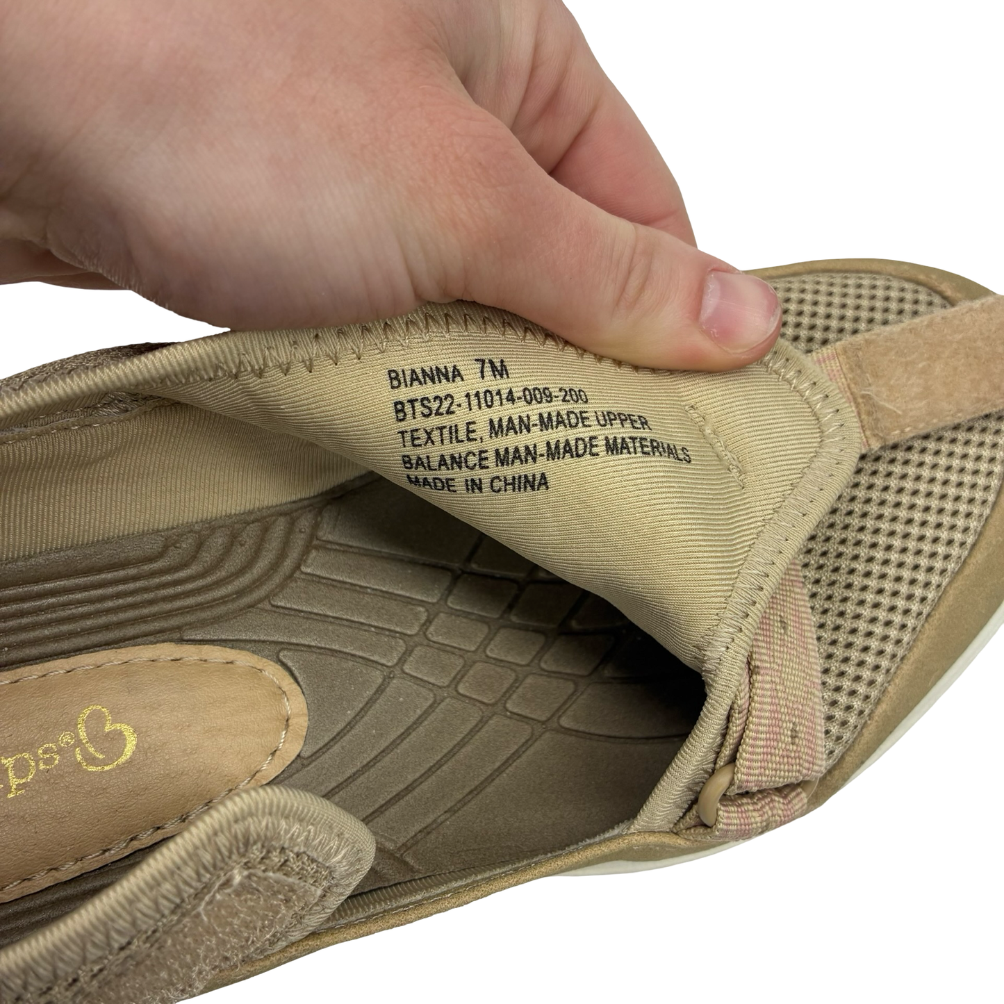 Shoes Sneakers By Bare Traps In Tan, Size:7