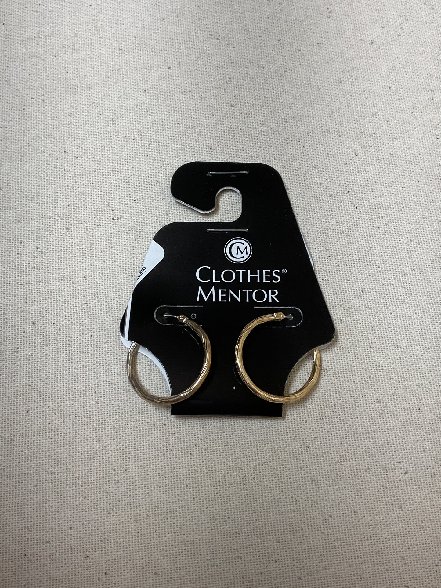 Earrings Hoop By Clothes Mentor In Gold